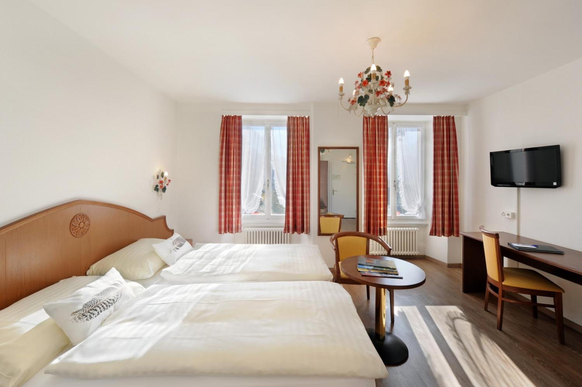 Hotel Beausite Unterseen Стая снимка