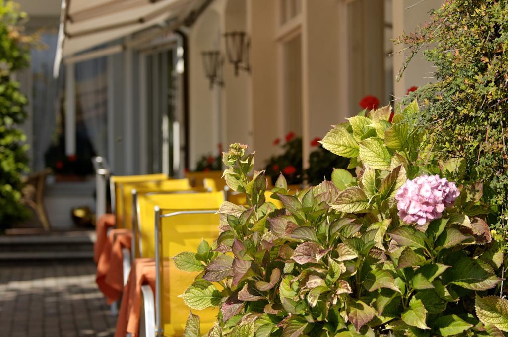 Hotel Beausite Unterseen Екстериор снимка